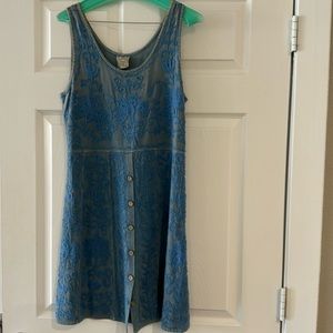 Denim like embroidered sleeveless dress with buttons down front.
